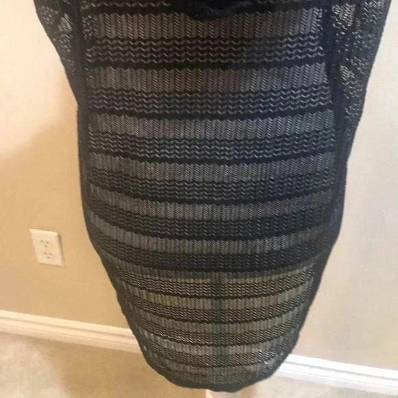 Dream Beach Black Hooded Swim Cover Up Rounded Hem Sheer Chevron Design-M - Picture 6 of 8